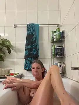 HerrundFrau-M online show from 15, 3, 2025