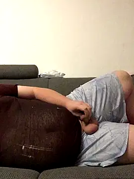 Snapshot of Derbaer1990 chatting on 11, 11, 2025 Derbaer1990 online show from 11, 11, 2025