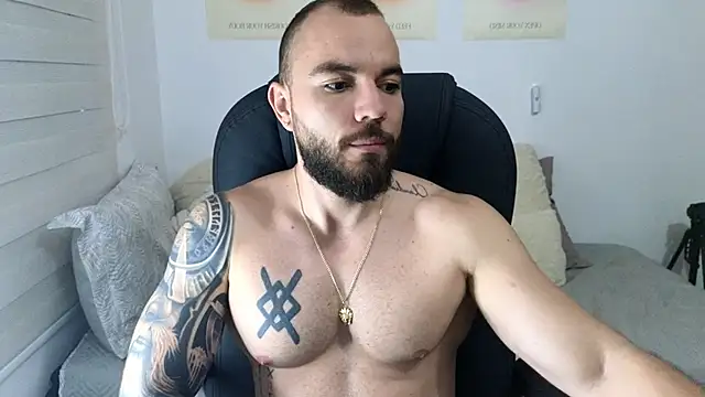 Snapshot of Isaac_Carter chatting on 1, 10, 2025 Isaac Carter online show from 1, 10, 2025
