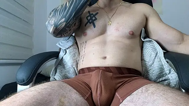 Snapshot of Isaac_Carter chatting on 3, 11, 2025 Isaac Carter online show from 3, 11, 2025