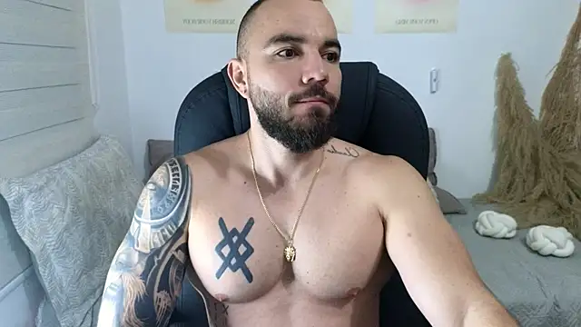 Snapshot of Isaac_Carter chatting on 19, 11, 2025 Isaac Carter online show from 19, 11, 2025