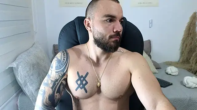 Snapshot of Isaac_Carter chatting on 20, 11, 2025 Isaac Carter online show from 20, 11, 2025