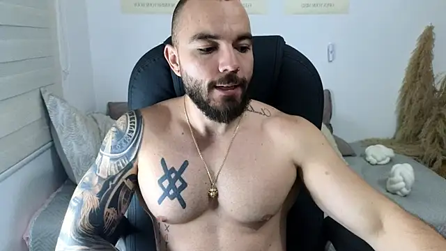 Snapshot of Isaac_Carter chatting on 21, 11, 2025 Isaac Carter online show from 21, 11, 2025