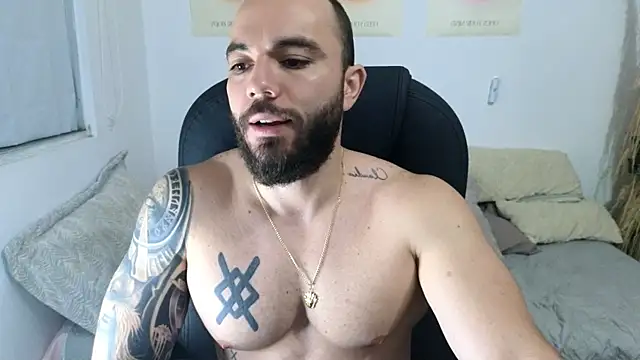 Snapshot of Isaac_Carter chatting on 4, 12, 2025 Isaac Carter online show from 4, 12, 2025