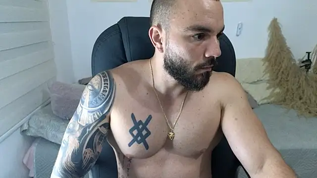 Snapshot of Isaac_Carter chatting on 18, 12, 2025 Isaac Carter online show from 18, 12, 2025