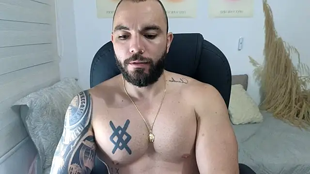 Snapshot of Isaac_Carter chatting on 6, 1, 2026 Isaac Carter online show from 6, 1, 2026