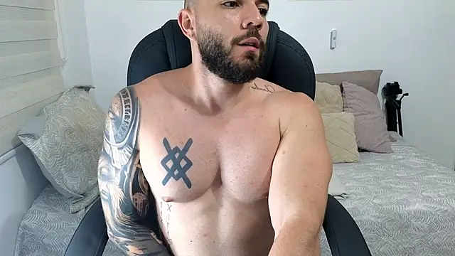 Snapshot of Isaac_Carter chatting on 31, 1, 2026 Isaac Carter online show from 31, 1, 2026