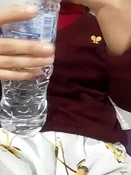 saraaxx1 online show from 5, 2, 2026