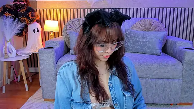 Snapshot of aleska_winter chatting on 19, 10, 2025 aleska winter online show from 19, 10, 2025