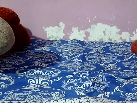 Snapshot of priya_patel chatting on 7, 10, 2025 priya patel online show from 7, 10, 2025