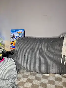 Saucy-Serenity online show from 30, 11, 2025