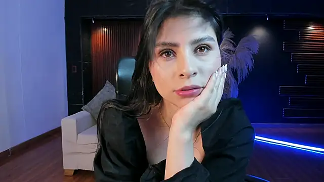 Catalina Santhana online show from 20, 10, 2025