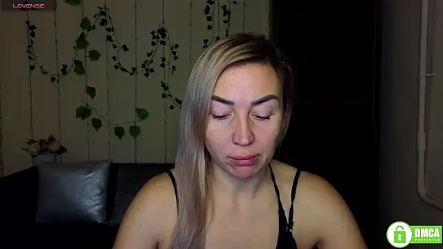 Kiss julli88I online show from 13, 1, 2026