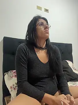 jheicylli online show from 18, 5, 2026