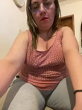 Luna-nevada online show from 11, 4, 2026