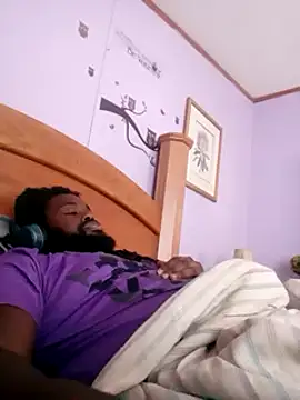 Snapshot of shaniko89isscam chatting on 6, 3, 2025 shaniko89isscam online show from 6, 3, 2025