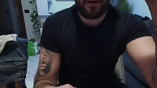 maialinofriuli online show from 26, 11, 2025