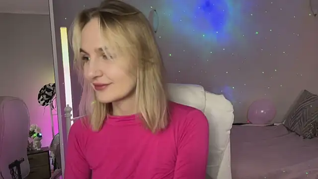  Vikky Moon  online show from 29, 5, 2026