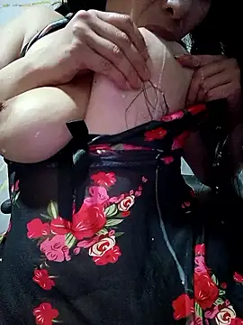 Zoebreastmilk2 online show from 12, 6, 2026