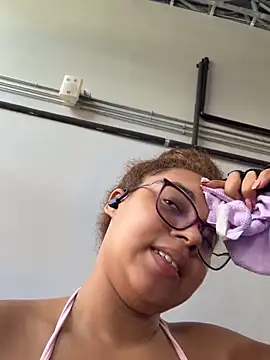 Snapshot of AlesiaCooper chatting on 13, 3, 2026 AlesiaCooper online show from 13, 3, 2026