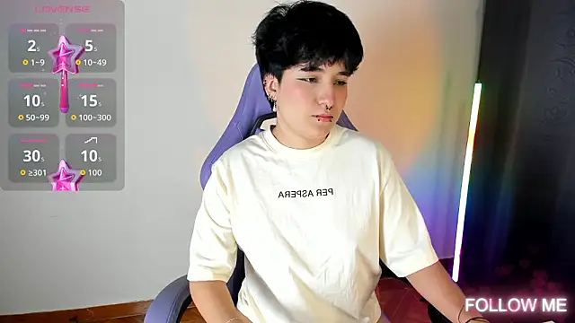 emma cute7 online show from 4, 2, 2026