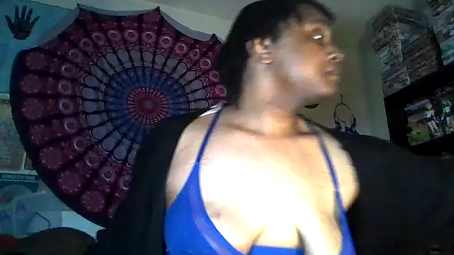 Snapshot of GardeniaFields chatting on 2, 4, 2026 GardeniaFields online show from 2, 4, 2026