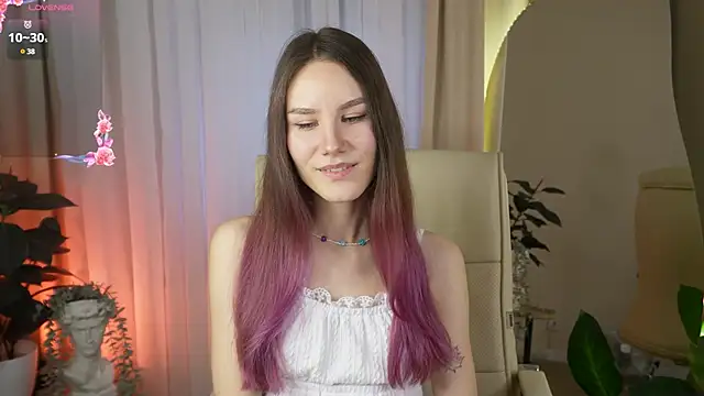 Snapshot of Clare__Florence chatting on 20, 3, 2025 Clare Florence online show from 20, 3, 2025