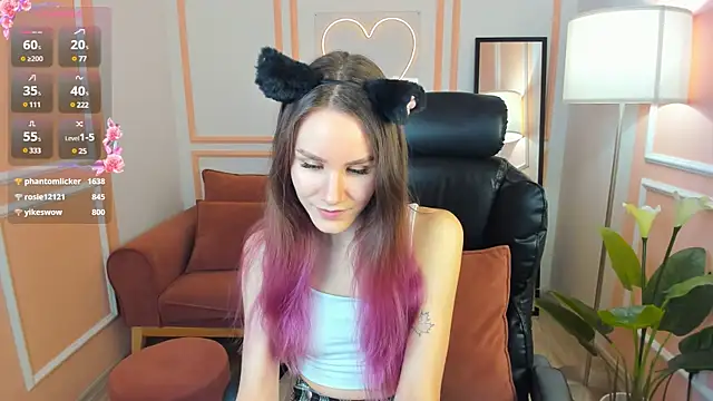 Snapshot of Clare__Florence chatting on 21, 3, 2025 Clare Florence online show from 21, 3, 2025