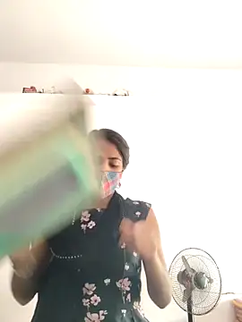 Snapshot of indiancute43 chatting on 20, 3, 2025 indiancute43 online show from 20, 3, 2025