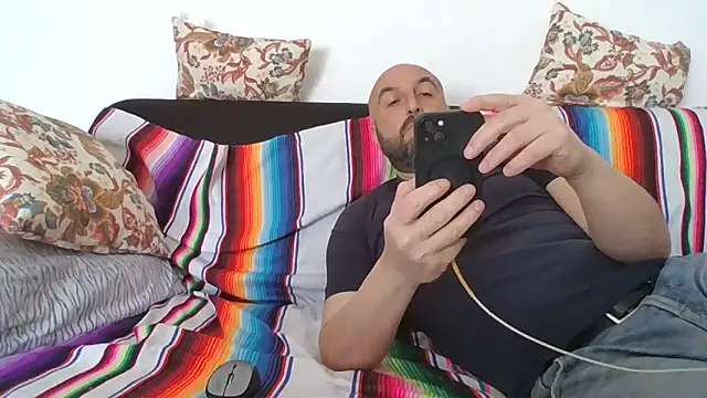 maxxxio12 online show from 6, 4, 2026