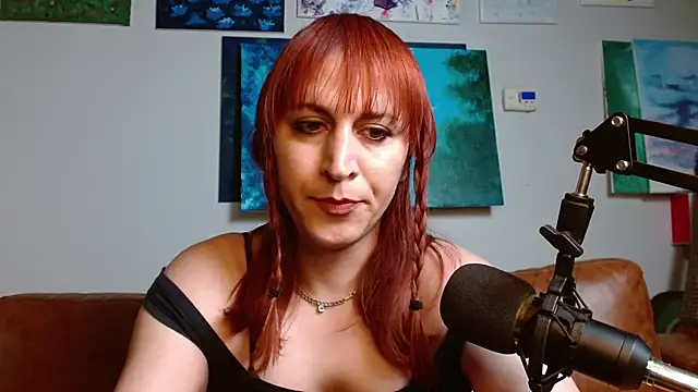 Snapshot of ChewyCandy chatting on 26, 10, 2025 ChewyCandy online show from 26, 10, 2025