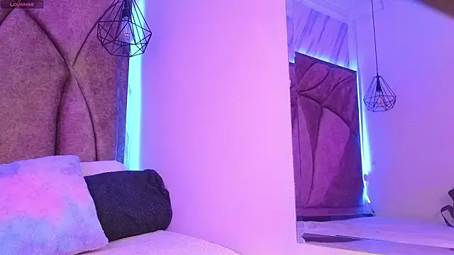 Kanela miller  online show from 5, 3, 2026