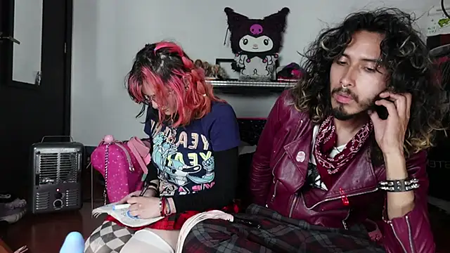 Snapshot of Devil_And_Princess chatting on 11, 9, 2025 Devil And Princess online show from 11, 9, 2025