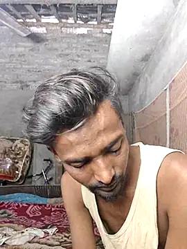 Snapshot of India_HOT23 chatting on 4, 12, 2025 India HOT23 online show from 4, 12, 2025