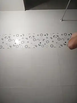 Snapshot of Andy-rtg chatting on 20, 9, 2025 Andy-rtg online show from 20, 9, 2025