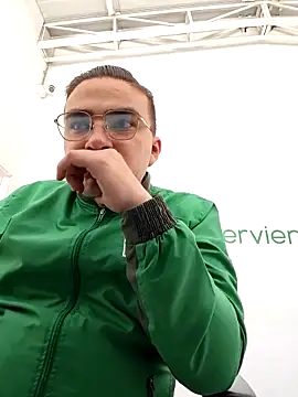 Snapshot of Andy-rtg chatting on 22, 12, 2025 Andy-rtg online show from 22, 12, 2025