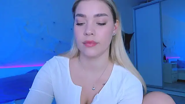 Snapshot of DIANAxxxDIAMOND chatting on 1, 11, 2025 DIANAxxxDIAMOND online show from 1, 11, 2025