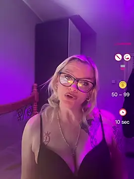Curvy-Cleo online show from 29, 4, 2026