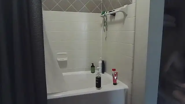 Snapshot of whowantsacreampie chatting on 7, 10, 2025 whowantsacreampie online show from 7, 10, 2025