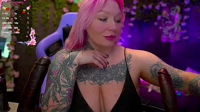 Snapshot of BlackedBarbie chatting on 26, 9, 2025 BlackedBarbie online show from 26, 9, 2025