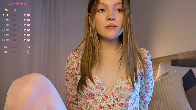 sinfulsmile  online show from 13, 3, 2025