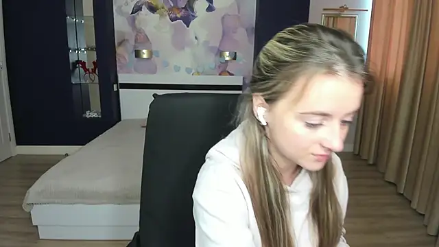 Snapshot of StasyStew chatting on 2, 10, 2025 StasyStew online show from 2, 10, 2025