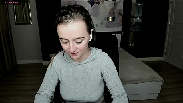 Snapshot of StasyStew chatting on 5, 10, 2025 StasyStew online show from 5, 10, 2025