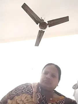 Snapshot of Arohi35 chatting on 3, 2, 2026 Arohi35 online show from 3, 2, 2026