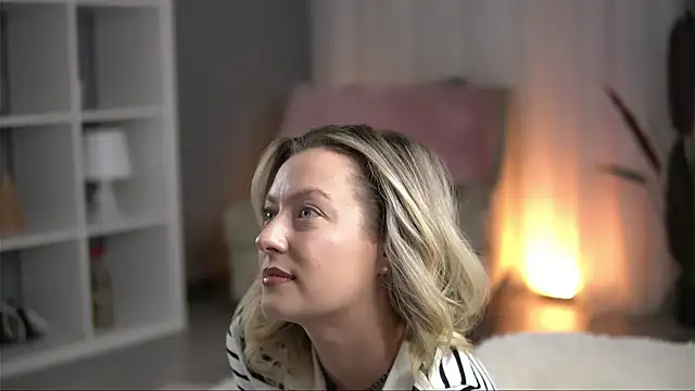 Snapshot of AnnastasiaMills chatting on 15, 6, 2026 AnnastasiaMills online show from 15, 6, 2026