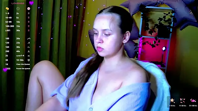 Lilysweet13 online show from 14, 7, 2026