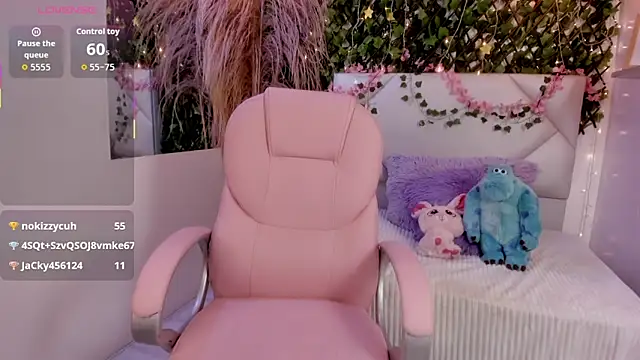 Abby Piink online show from 13, 12, 2025