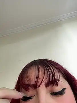 Snapshot of Ivelleee_ chatting on 15, 1, 2026 Ivelleee online show from 15, 1, 2026