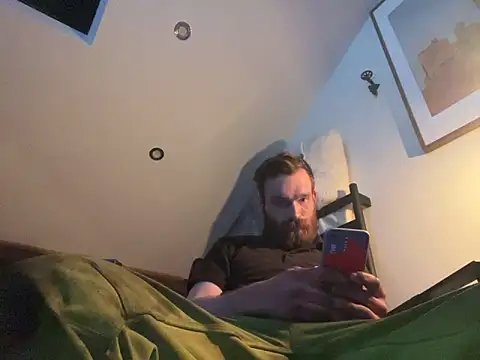 Snapshot of LKC94 chatting on 18, 3, 2025 LKC94 online show from 18, 3, 2025