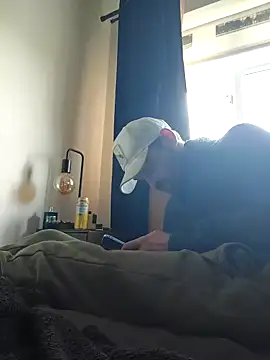 Snapshot of LKC94 chatting on 4, 10, 2025 LKC94 online show from 4, 10, 2025